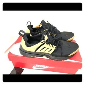 Nike Gold Presto Shoes US Men 9 Brand New